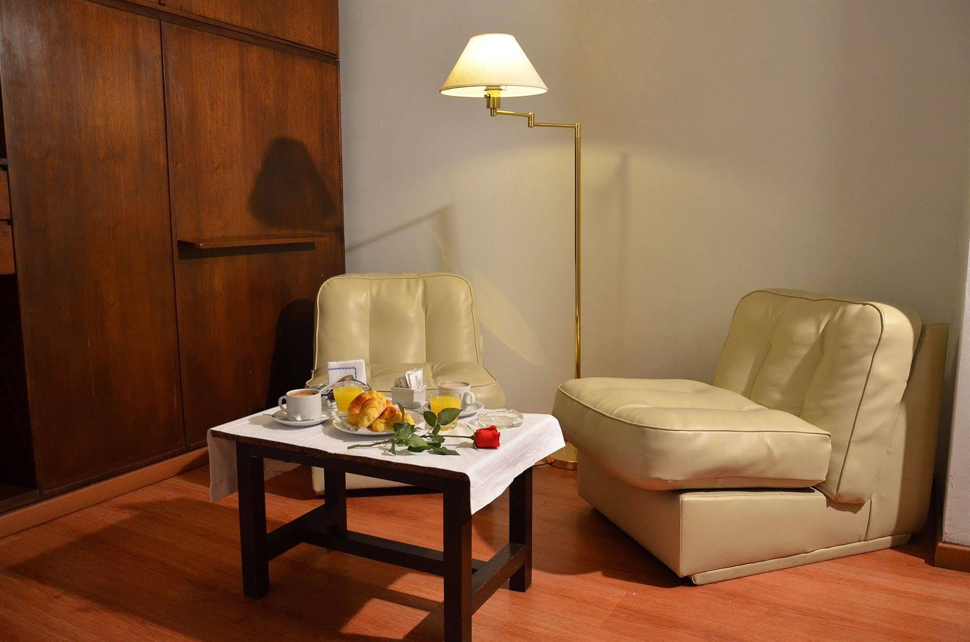 Ecuador Hotel Buenos Aires Dış mekan fotoğraf